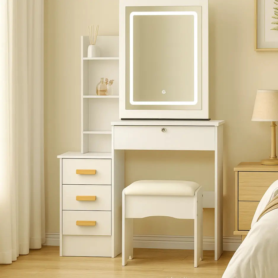 Coiffeuse Lunia blanche avec miroir lumineux LED, tiroirs à poignées dorées et tabouret assorti, meuble élégant pour chambre moderne CELARA.